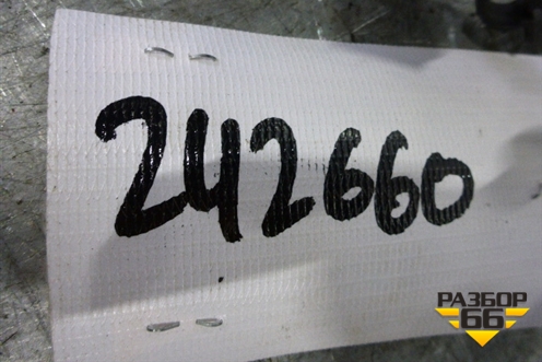 Рейка топливная рампа (4.2л V8 AXQ) (077133681AB) для Volkswagen Touareg c 2002-2010г