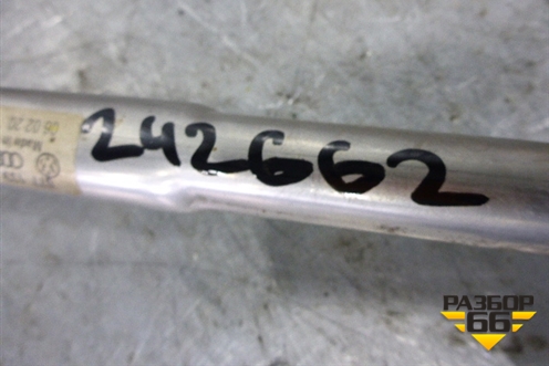 Рейка топливная рампа (4.2л V8 AXQ) (077133681AB) для Volkswagen Touareg c 2002-2010г