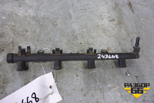 Рейка топливная рампа (1.6л) (8200135504) для Renault Megane 2 с 2002-2009г