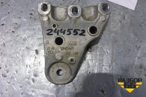 Кронштейн двигателя правый (600199185T) для Seat Ibiza с 2008-2017г