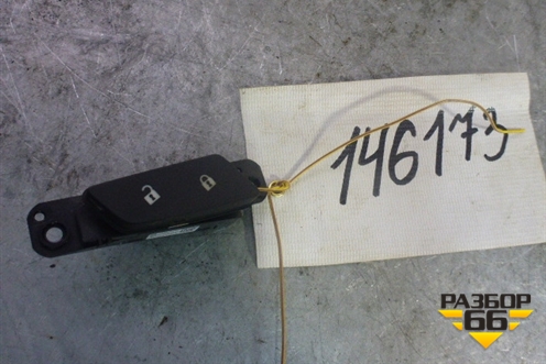 Кнопка центрального замка для Chevrolet Aveo (Т300) с 2011г