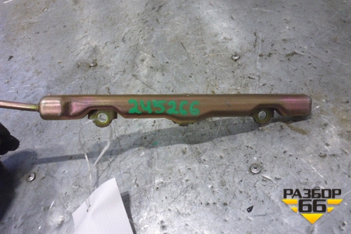 Рейка топливная рампа для Toyota Corolla (E12) с 2001-2007г