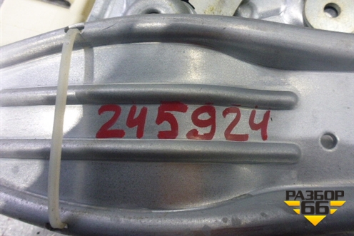 Стеклоподъёмник электрический задний правый для Toyota Avensis с 2003-2009г