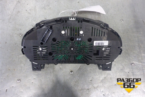 Щиток приборов АКПП (новый) (688014257) для Chevrolet Orlando с 2011г