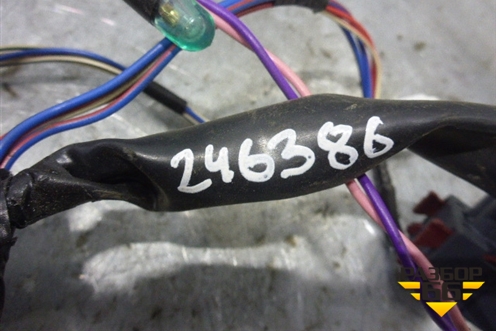 Проводка двери передней правой для Toyota Avensis с 2003-2009г
