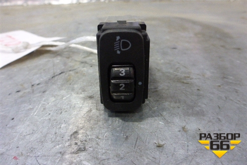 Переключатель корректора фар для Mitsubishi Lancer-9  с 2003-2008г
