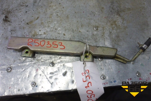 Рейка топливная рампа (1.8л) для Nissan Almera N16 с 2000-2006г
