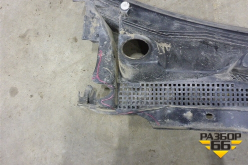 Решетка стеклоочистителей (8580131700) для Nissan Almera Classic с 2006-2013г