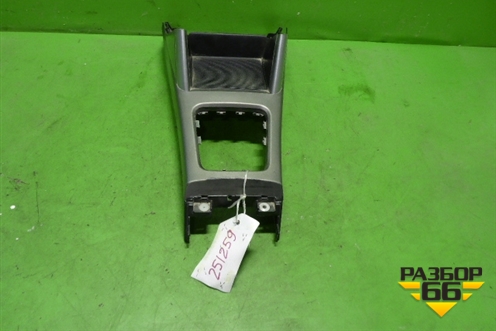 Консоль (92122SC030) для Subaru Forester (SH5) с 2008-2012г (Форестер)