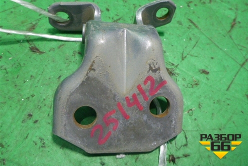 Петля двери передней правой нижняя для Subaru Forester (SH5) с 2008-2012г
