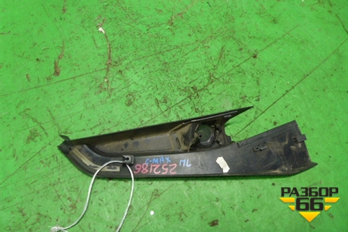 Накладка двери передней левой уголок (3M51R23409AD) для Ford C-MAX с 2003-2010г