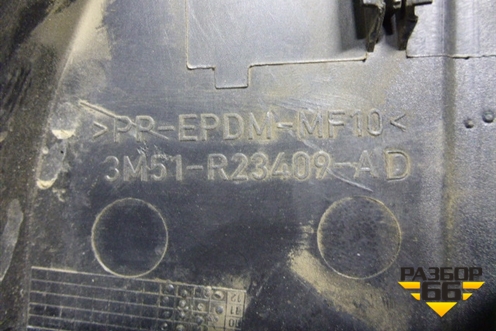 Накладка двери передней левой уголок (3M51R23409AD) для Ford C-MAX с 2003-2010г