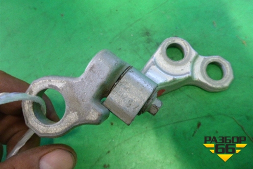 Петля двери задней правой верхняя (3M51R26800AHU) для Ford C-MAX с 2003-2010г