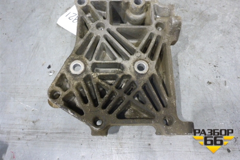 Кронштейн генератора (11910BM700) для Nissan Almera N16 с 2000-2006г
