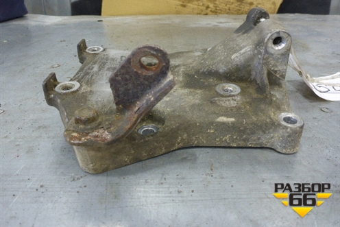 Кронштейн генератора (11910BM700) для Nissan Almera N16 с 2000-2006г