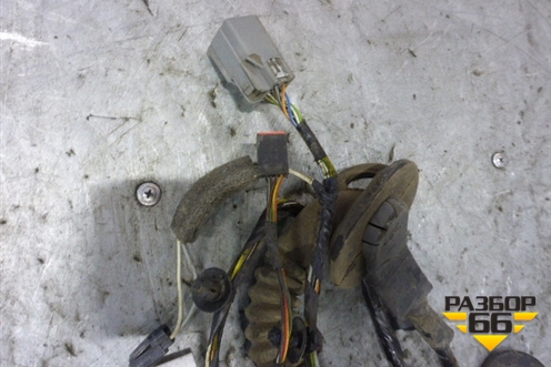 Проводка двери передней правой (942476100) для Ford C-MAX с 2003-2010г
