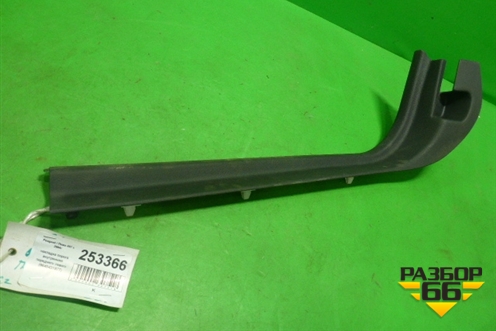 Накладка порога внутренняя переднего левого (9645431877) для Peugeot 407 с 2004г