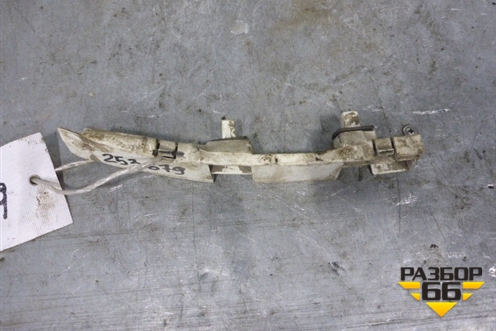Кронштейн заднего бампера правый для Nissan Almera N16 с 2000-2006г