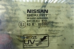 Стекло двери передней правой (2003г 3х дверный кузов) для Nissan Almera N16 с 2000-2006г