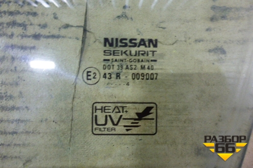 Стекло двери передней левой (2004г 3х дверный кузов) для Nissan Almera N16 с 2000-2006г