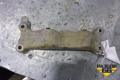 Кронштейн двигателя правый (9655923080) для Citroen C4 с 2005-2011г