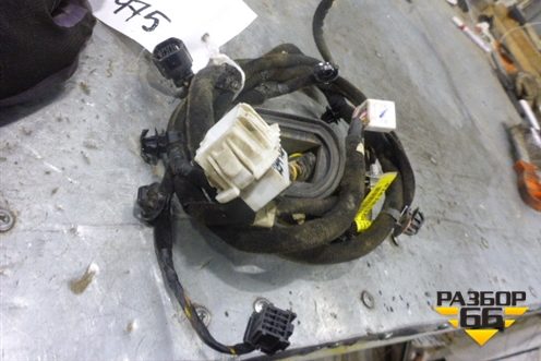 Проводка двери передней правой (916101G080) для Kia Rio с 2005-2011г