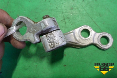 Петля двери задней правой нижняя для Ford Focus 2 с 2008-2011г