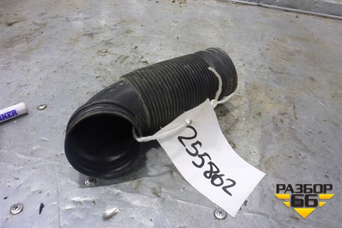 Патрубок воздушного фильтра (1K0129684B) для Volkswagen Jetta с 2005-2011г