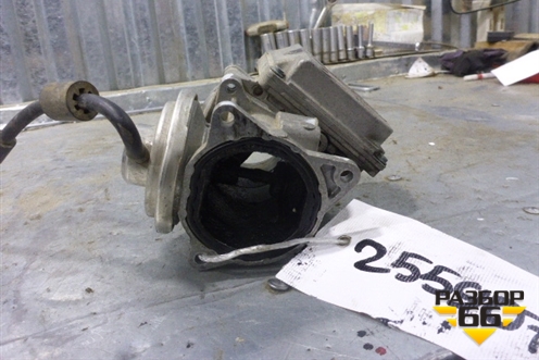 Заслонка дроссельная электрическая (1.9л TDI BXE) (03G128063G) для Volkswagen Jetta с 2005-2011г