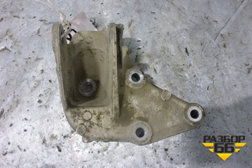 Кронштейн двигателя правый (9647029580) для Citroen C5 с 2005-2008г