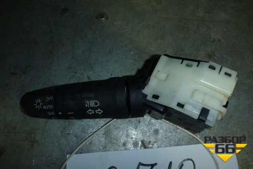 Переключатель поворотов для Nissan Note (Е11) с 2005-2013г