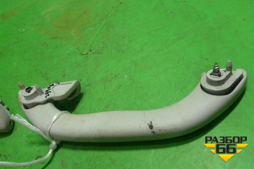 Ручка внутренняя потолочная для Volkswagen Passat (B5) с 1996-2005г