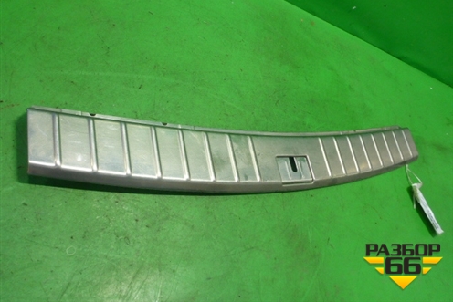 Обшивка багажника на заднюю панель (7L5863459D) для Porsche Cayenne с 2003-2010г