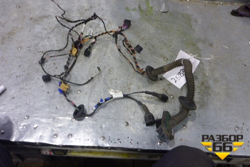 Проводка двери задней левой (7L5971694A) для Porsche Cayenne с 2003-2010г