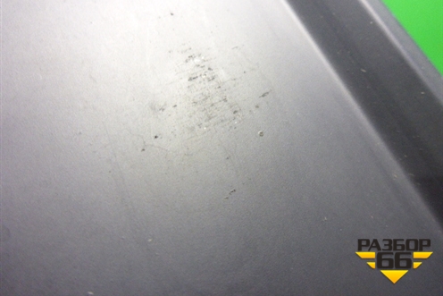 Накладка на торпедо (правая боковая) (7L5857176D) для Porsche Cayenne с 2003-2010г