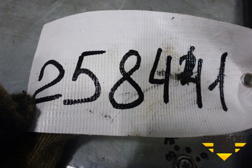 Амортизатор заднего стекла (7L5845587B) для Porsche Cayenne с 2003-2010г