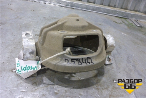 Кронштейн амортизатора (левый) (7L0512345) для Porsche Cayenne с 2003-2010г