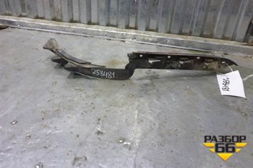 Кронштейн заднего бампера правый (7L5807394D) для Porsche Cayenne с 2003-2010г