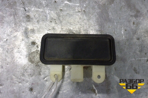 Кнопка открывания багажника (наружняя) (2218702410) для Mercedes Benz E-Klass W212 с 2009-2016г