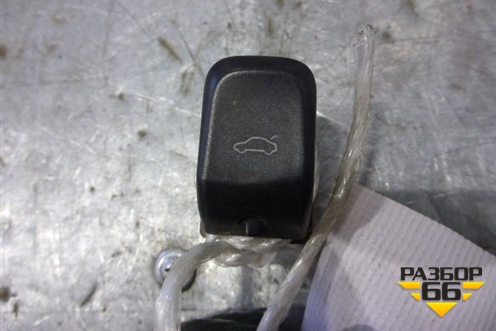 Кнопка открывания багажника (8K0959831A) для Audi Q5 c 2008-2017г