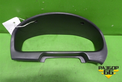 Накладка на щиток приборов (682405M300) для Nissan Almera N16 с 2000-2006г