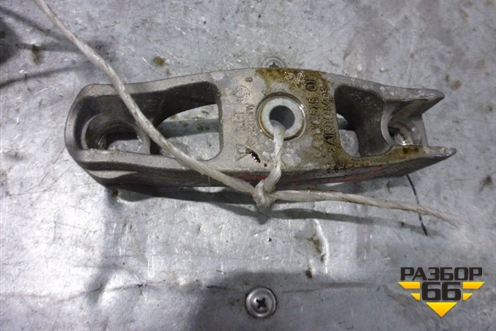 Кронштейн (топливной форсунки) для Porsche Cayenne с 2003-2010г (Каен)