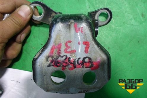 Петля двери задней левой нижняя для Ford Fiesta с 2001-2008г