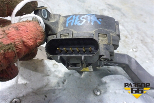 Педаль газа электронная (2S619F836AA) для Ford Fiesta с 2001-2008г