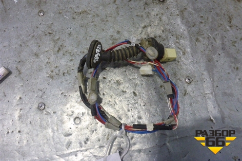 Проводка двери задней правой для Toyota Corolla (E12) с 2001-2007г