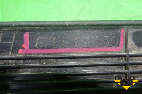 Накладка порога внутренняя переднего правого (6791102030) для Toyota Corolla (E12) с 2001-2007г