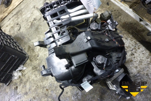 Корпус отопителя для BMW 5-серия Е60/Е61 с 2003-2009г