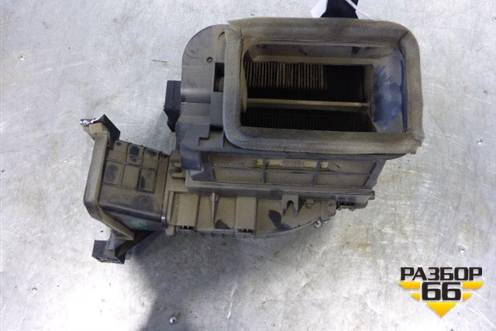 Корпус отопителя (под мотор) для Subaru Forester (Sg5-9) с 2002-2007г