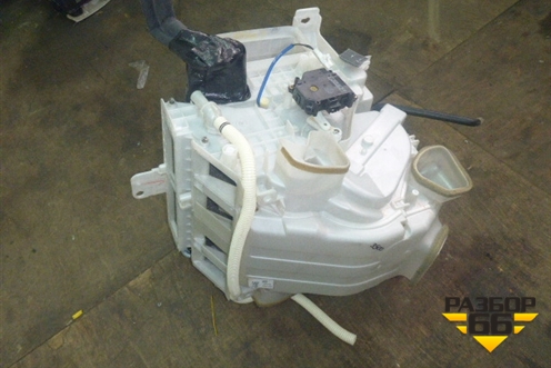 Корпус отопителя (под радиатор) для Toyota Camry CV3 с 2001-2006г