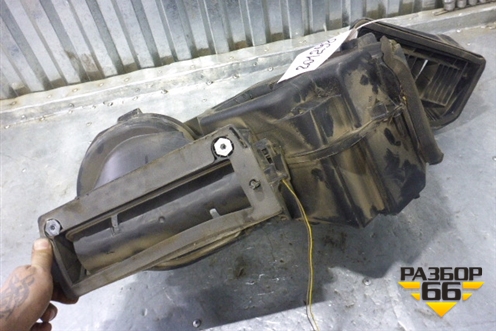 Корпус отопителя (с моторчиком) для Renault Symbol с 2008г